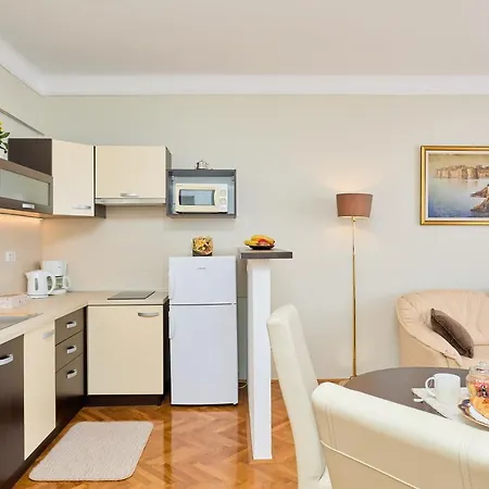 Апартаменты Seaview Ploce *