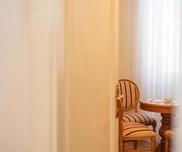 公寓 Seaview Ploce *