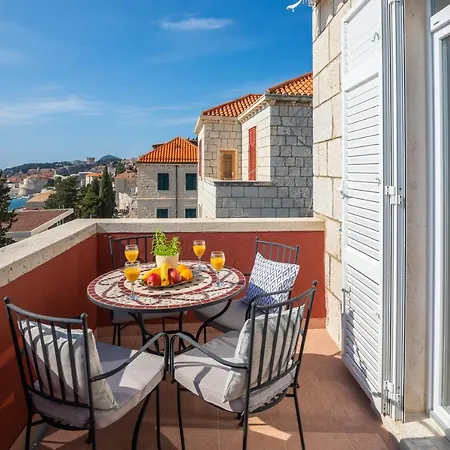 Seaview Ploce Apartment